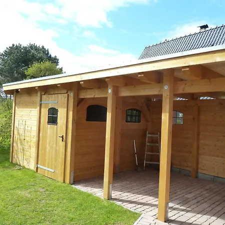 Hues Tinchen Semesterbostad